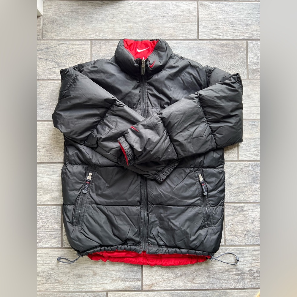 Nike Reversible Down Jacket Black and Red Medium